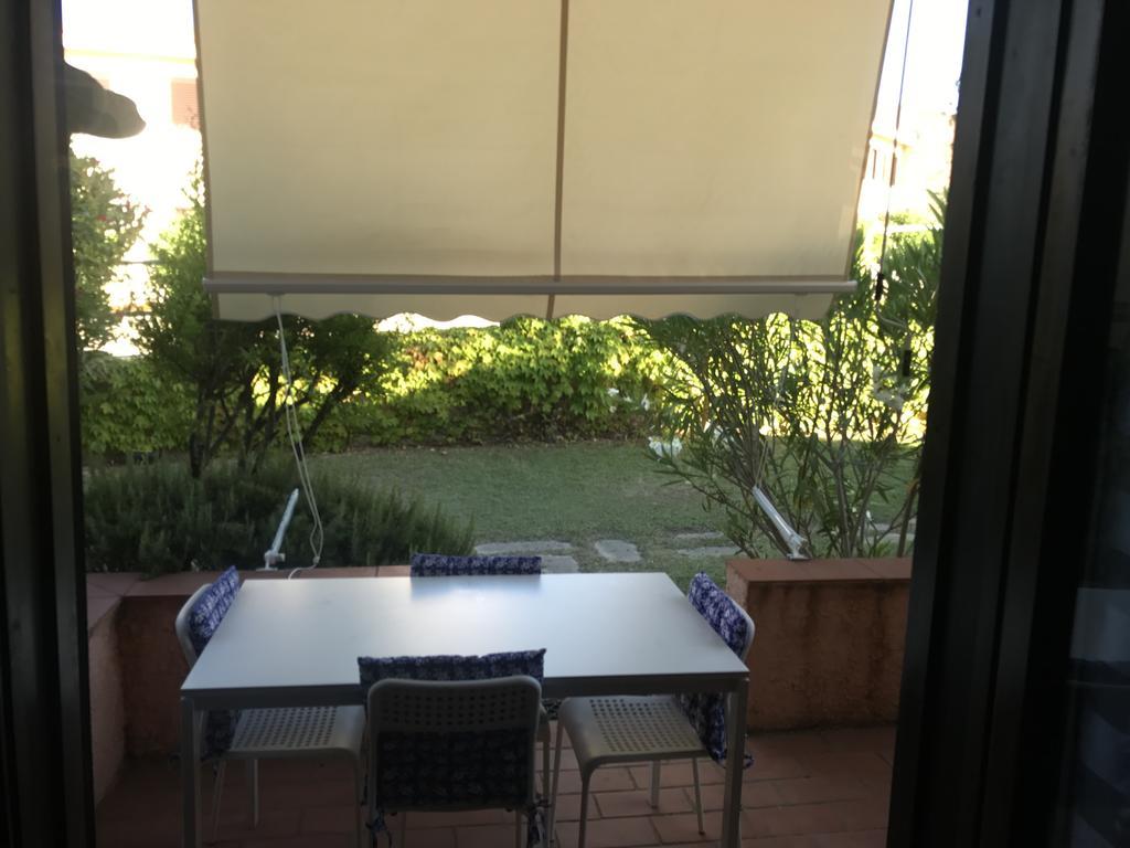 Bilocali Residenza Mediterranea Cannigione Buitenkant foto