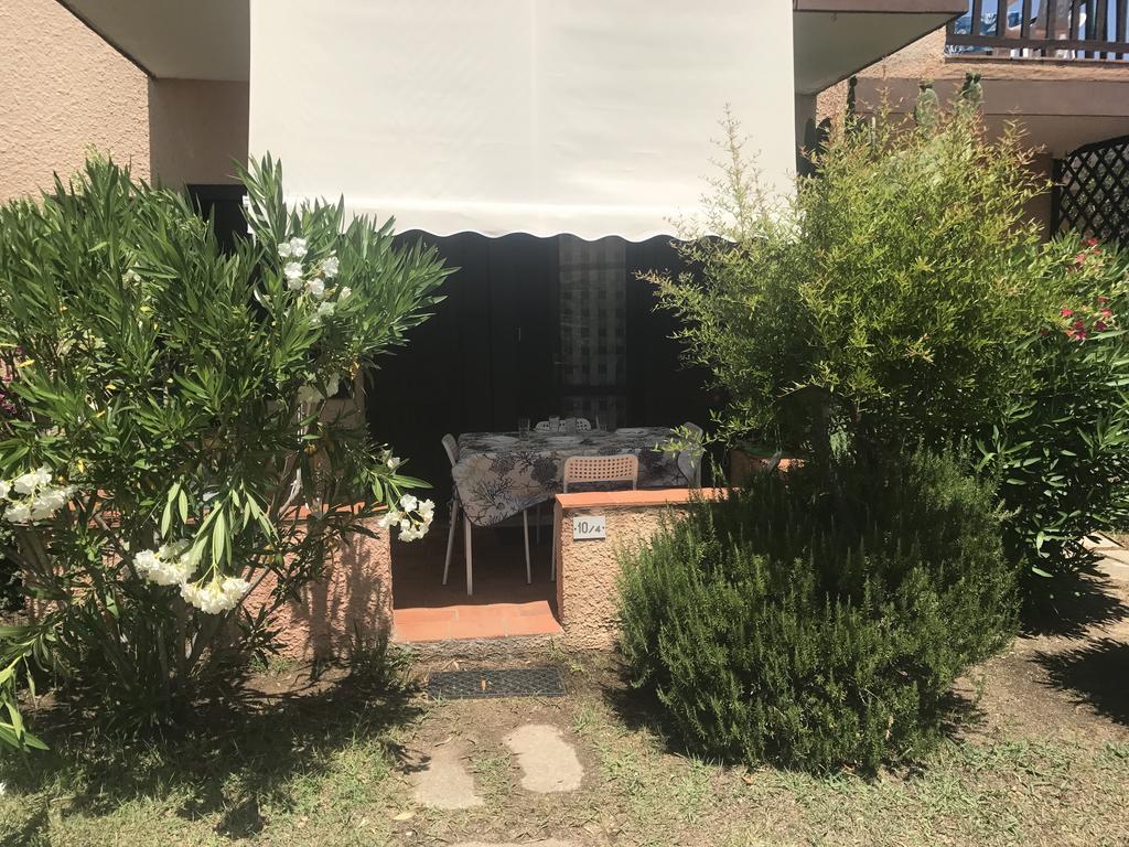 Bilocali Residenza Mediterranea Cannigione Buitenkant foto