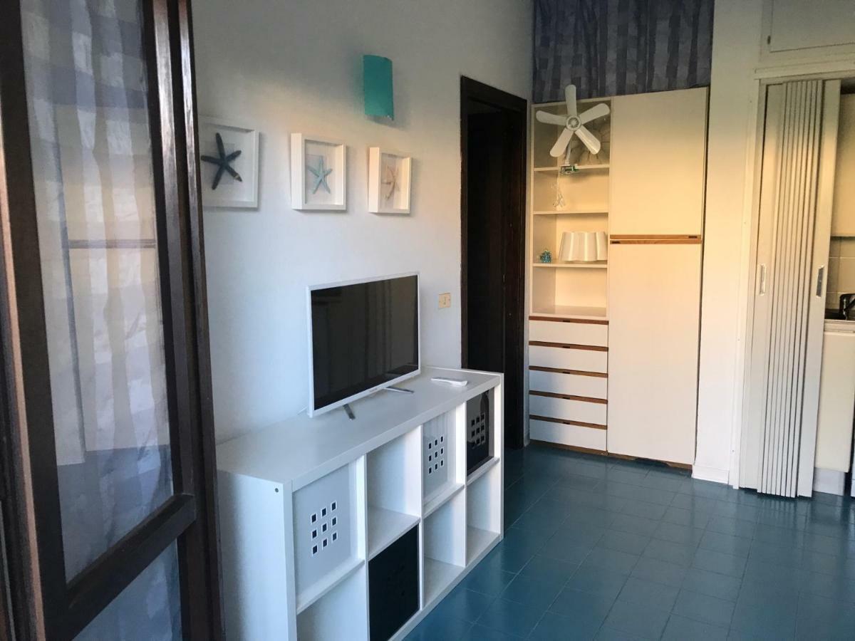 Bilocali Residenza Mediterranea Cannigione Buitenkant foto