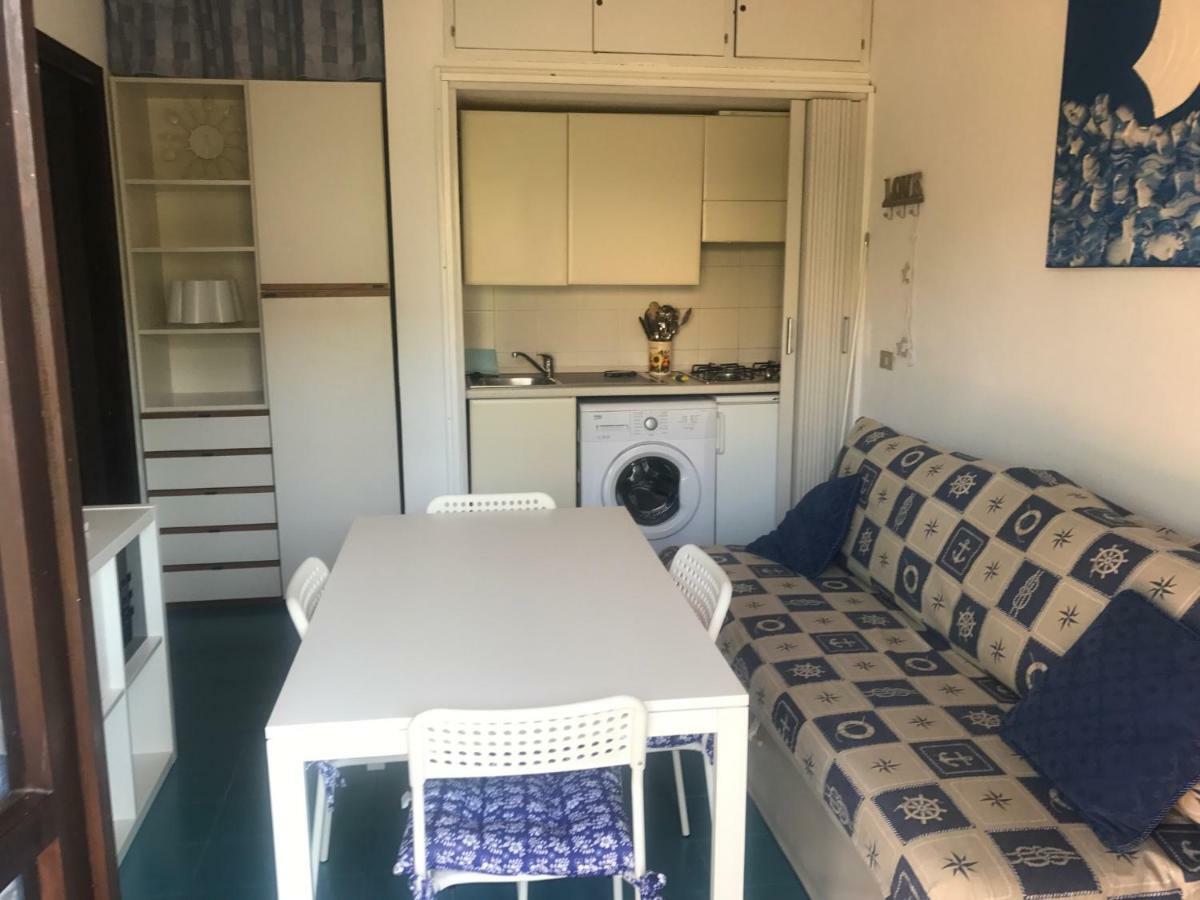 Bilocali Residenza Mediterranea Cannigione Buitenkant foto
