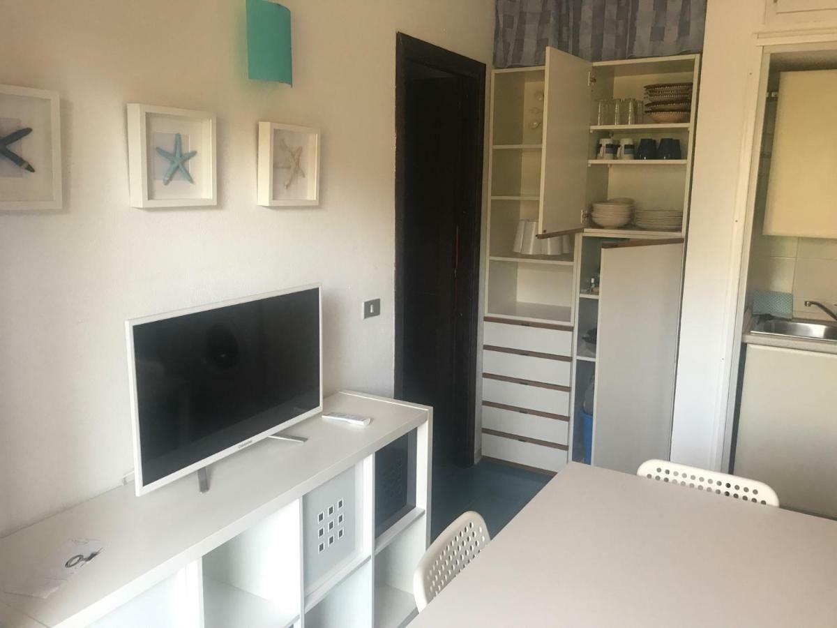 Bilocali Residenza Mediterranea Cannigione Buitenkant foto