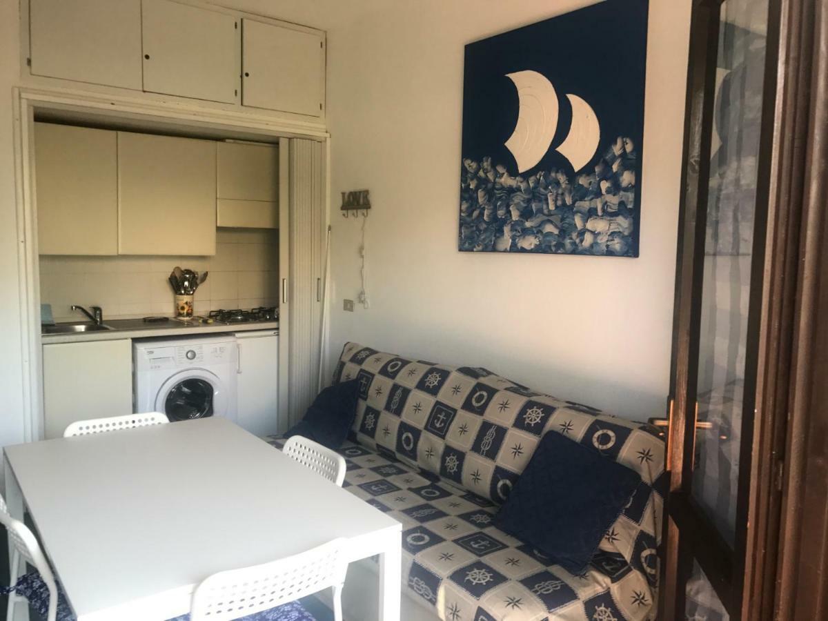 Bilocali Residenza Mediterranea Cannigione Buitenkant foto