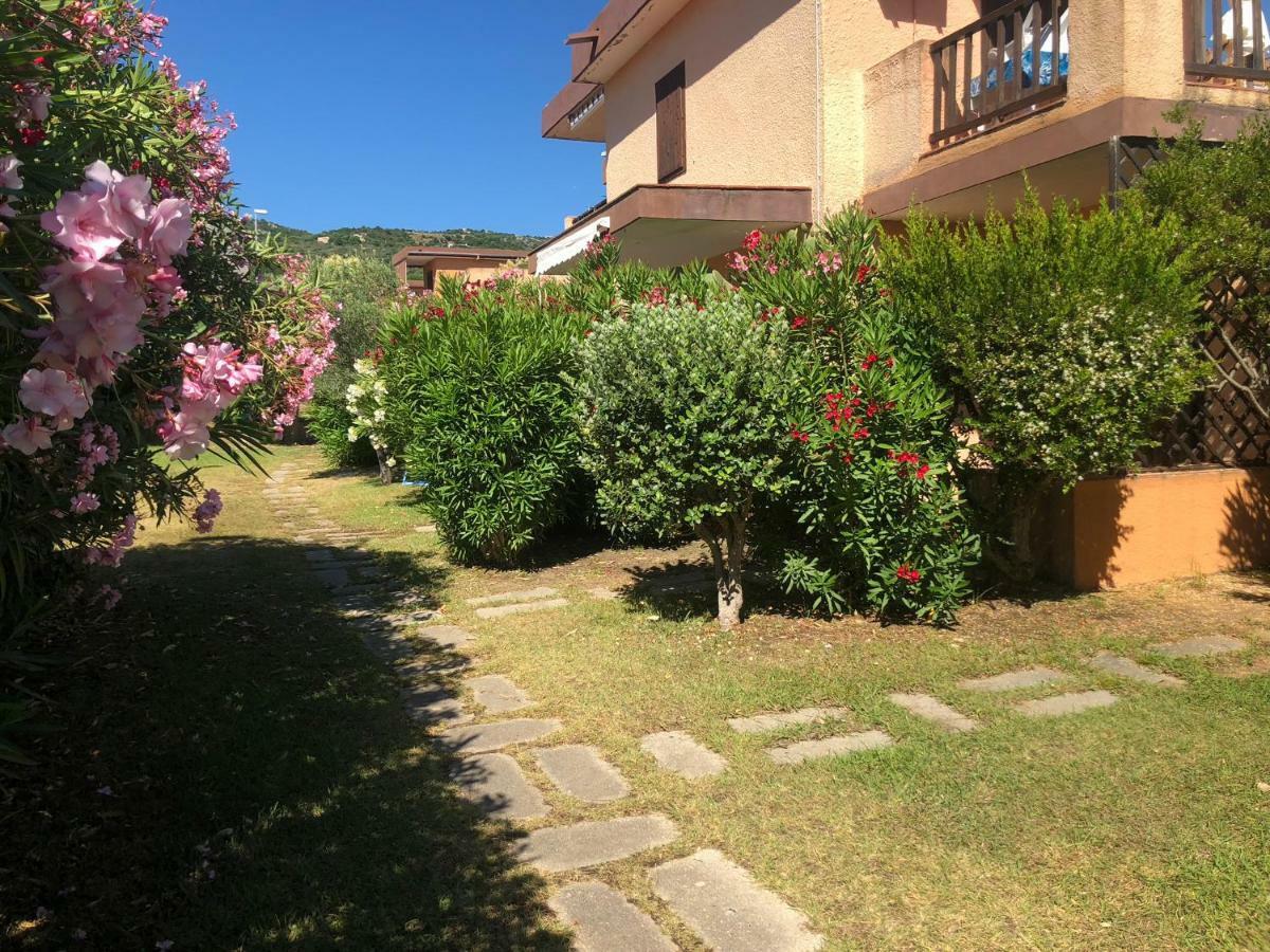 Bilocali Residenza Mediterranea Cannigione Buitenkant foto