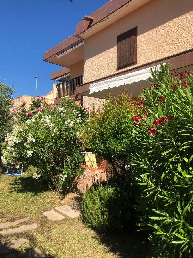 Bilocali Residenza Mediterranea Cannigione Buitenkant foto