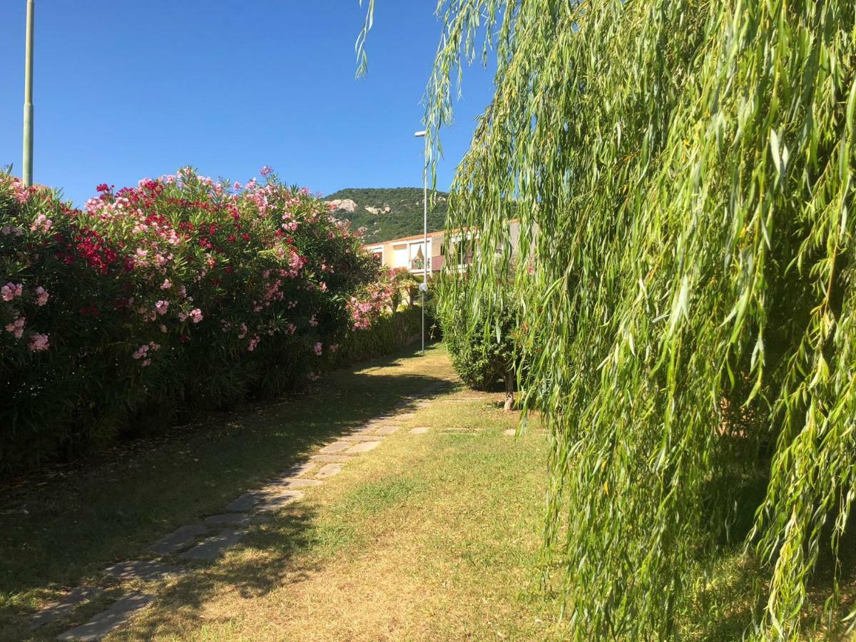 Bilocali Residenza Mediterranea Cannigione Buitenkant foto